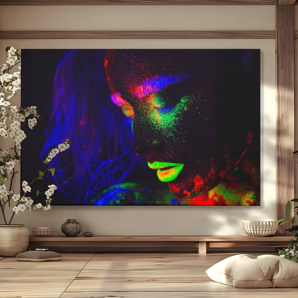 Tablou canvas cu tablou canvas cu fata in culori neon, fara rama, pe sasiu de lemn